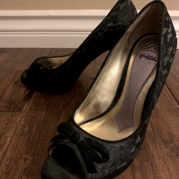 Peep Toe Heels - Picture 8 of 16